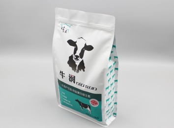自封袋：又名密实袋等，由聚乙烯等制成，可重复封口，常见材质多样