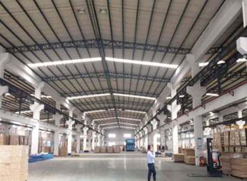 物流园网架：50m大跨度无柱，工期短造型美，高性价比打造高品质卖场效果