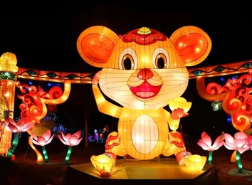 联盛彩灯工艺制作有限公司面向全国大量接单，专注大型彩灯灯展、节日造型彩灯定制，欢迎私信联系！