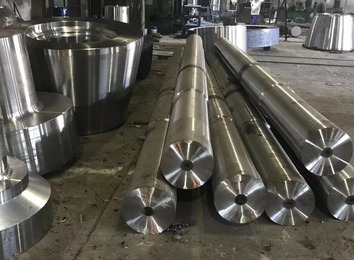 轴锻件结构设计：受多因素影响，需兼顾应力、制造、定位等，端部多为中小型