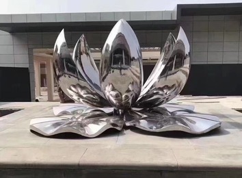 景观雕塑观赏效果预测分析：关注体量尺度，校正透视变形与错觉