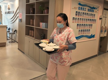 科学月子餐指南：食材新鲜多样、清淡营养，不同时期合理搭配助力产妇康复