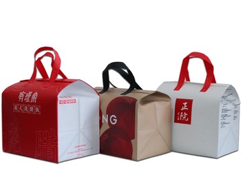礼品袋：塑料、纸制、布三种材质的包装好物，满足日益提高的消费者需求，烘托精美礼品