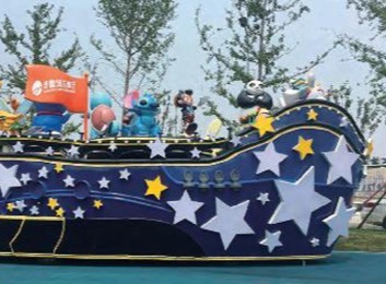 巡游花车制作全流程揭秘：从主题确定到组件骨架成型，凝聚全体员工智慧结晶
