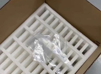 优质手机膜组包装，确保产品安全运输，提升用户开箱体验，守护您的手机膜组