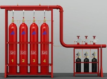 IG - 541灭火系统：绿色环保灭火剂，由N2、Ar、CO2混合，浓度安全适用于人员短时停留场所