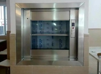 传菜升降机：不锈钢传送带与传动系统，保障食品饮料卫生安全，易于清洁消毒