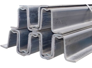 冷弯型钢：以热轧或冷轧带钢为坯料，截面独特，相比热轧与普通钢结构更省钢材的经济断面钢材