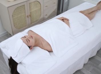 高品质美容床品，柔软抗皱设计精美，为您打造舒适睡眠体验