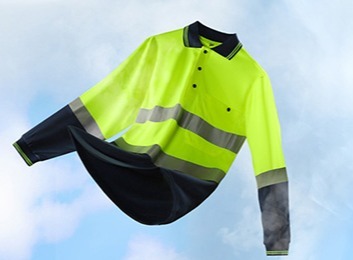 时尚与安全并存！反光T恤从警示服装走向日常，350CPL以上反光强度护你出行