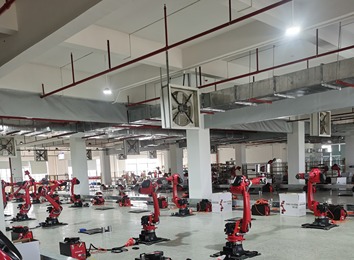 探秘六轴机器人：基座、腰部等六轴助力，实现三向运动，复杂环境任务轻松搞定