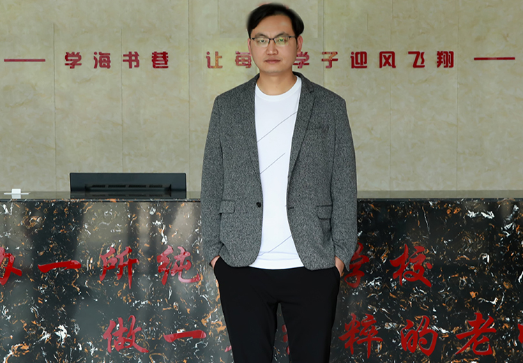 黄东升简介：深入了解这位神秘人物，探寻其背后不为人知的故事与独特经历