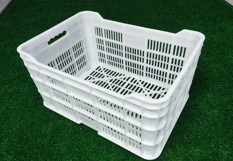 使用塑料周转筐的注意事项：勿暴晒、正确着地、控制承重，延长使用寿命