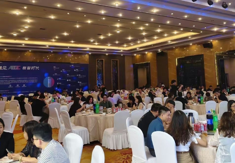 全网推广与精准营销，开启高效营销新时代！覆盖，精准触达目标客户，实现业务飞速增长！