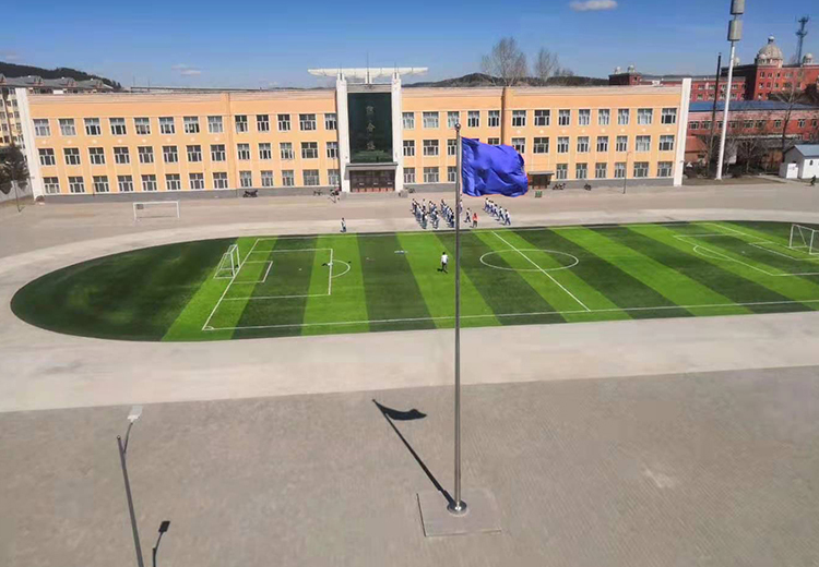 探秘学校旗杆：高耸校园的标志性建筑，承载着无数回忆与荣耀的神圣象征