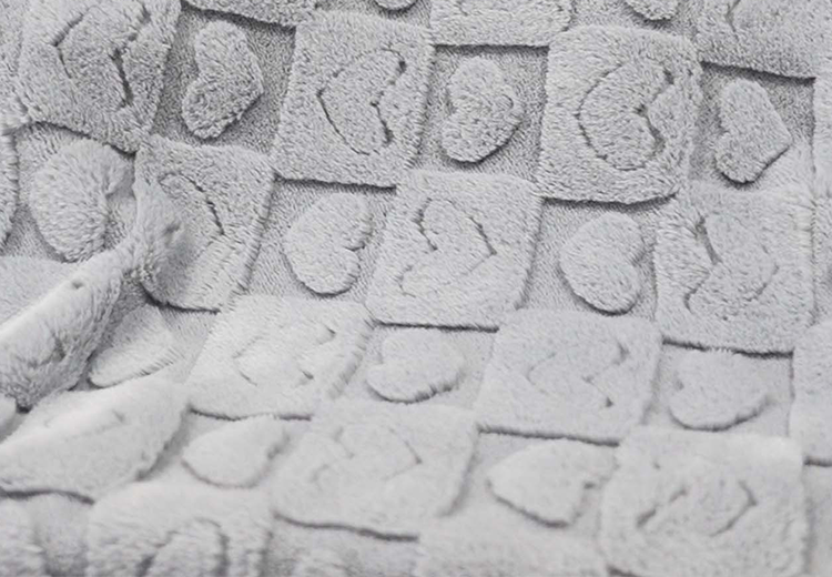 提花兔毛：精湛工艺邂逅优质兔毛，防掉毛处理，精美图案，柔软保暖又时尚！