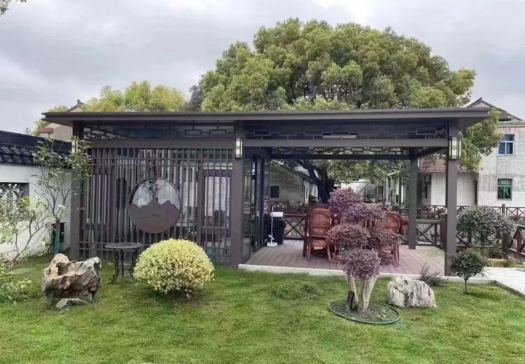 集研发设计生产销售服务于一体，专注铝艺大门加工制造的实力企业