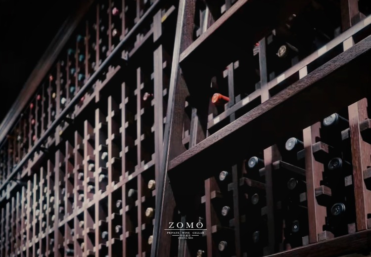 实木（北美红橡木擦色工艺）+不锈钢