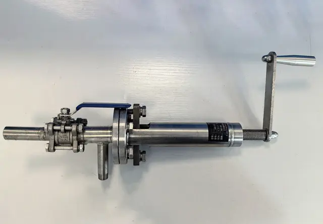 手摇刷式过滤器