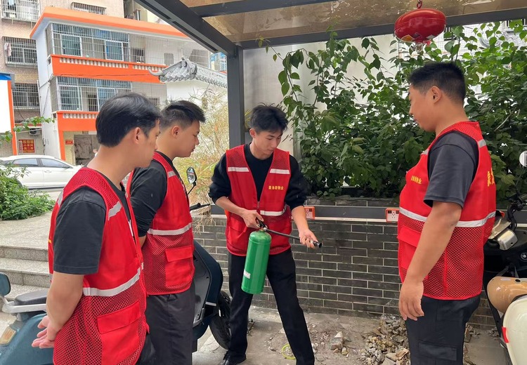 恒博保安开展消防技能培训