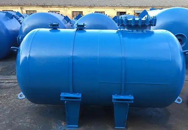 卧式搪玻璃贮罐