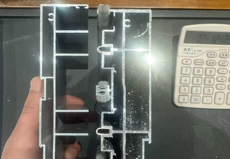 50重型推拉门——坚固耐用之选，开启家居高品质生活，畅享顺畅便捷开启体验！