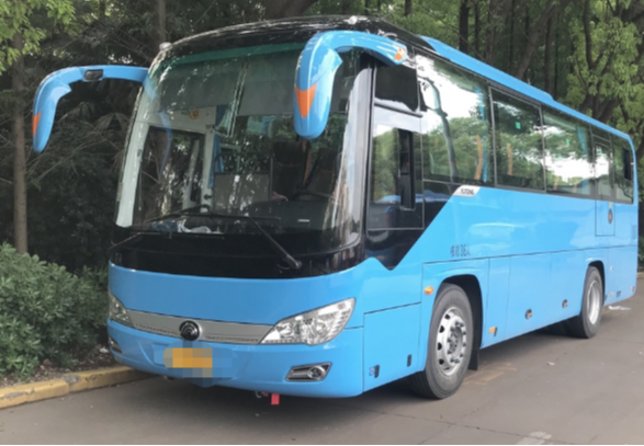 宇通客车：11米车身24 - 53座灵活布局，柴油动力适配长途，实用经济可靠之选