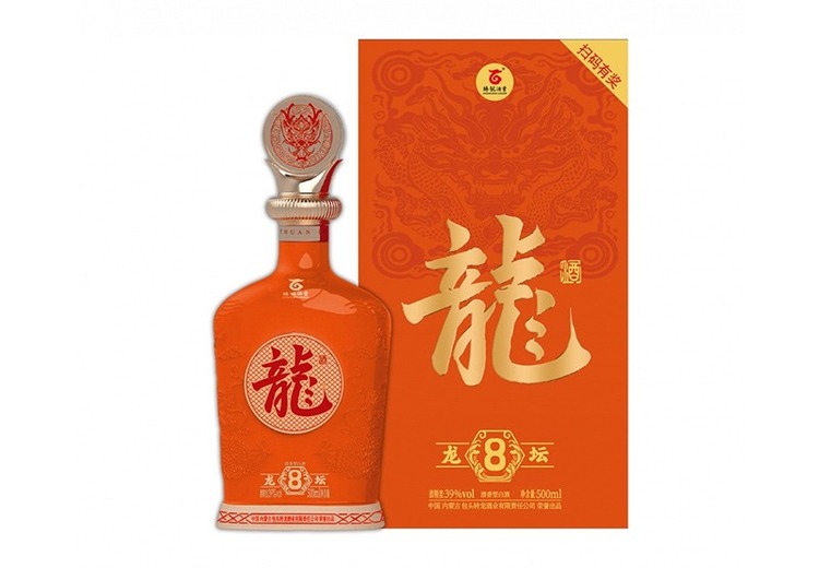 39度龙酒龙坛8震撼登场，独特风味与品质兼具，开启别样饮酒体验！
