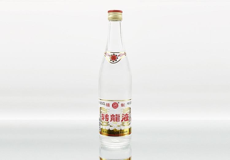 40°精制转龙液，独特工艺精心酿造，口感醇厚，带来别样饮酒体验，不容错过！