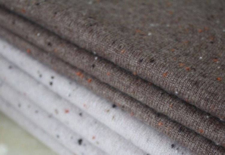 毛绒混纺彩点纱线