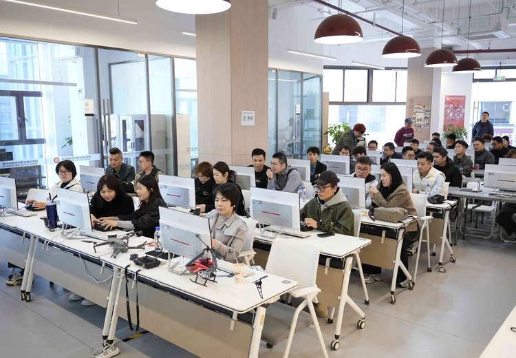 无人机培训加盟