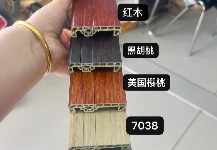 省心耐用！卡条式环保型材踢脚线，防水抗刮，修饰缝隙，性价比远超实木！