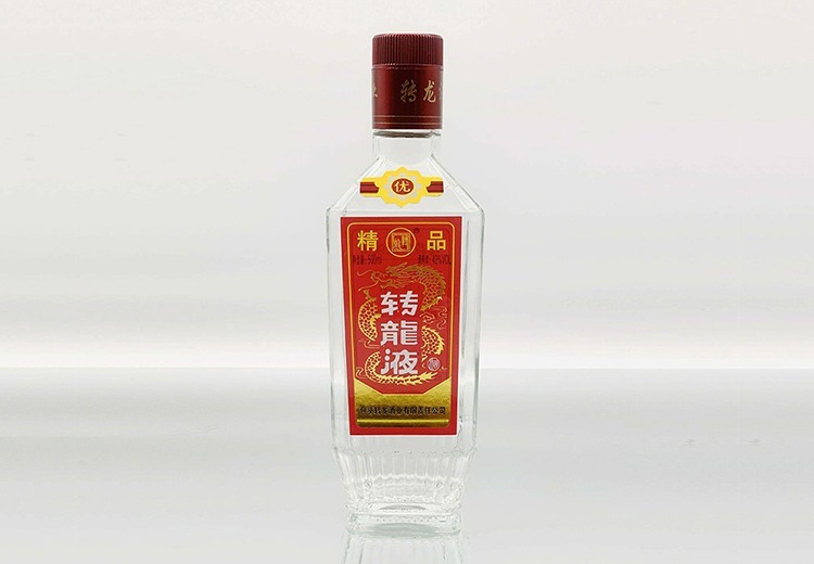 42°精品转龙液，独特佳酿畅享醇厚口感，品质之选开启美妙饮酒体验！
