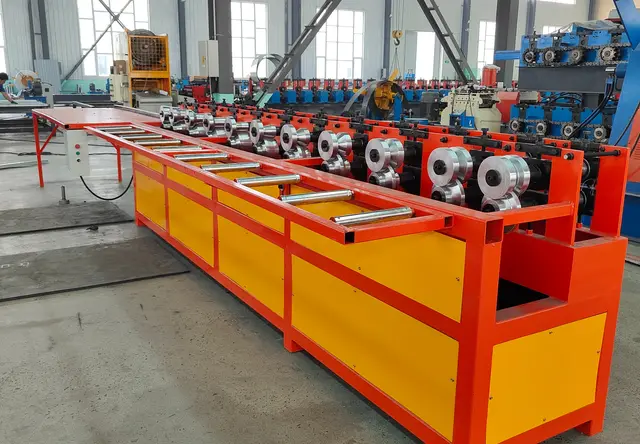 钢板仓顶盖机