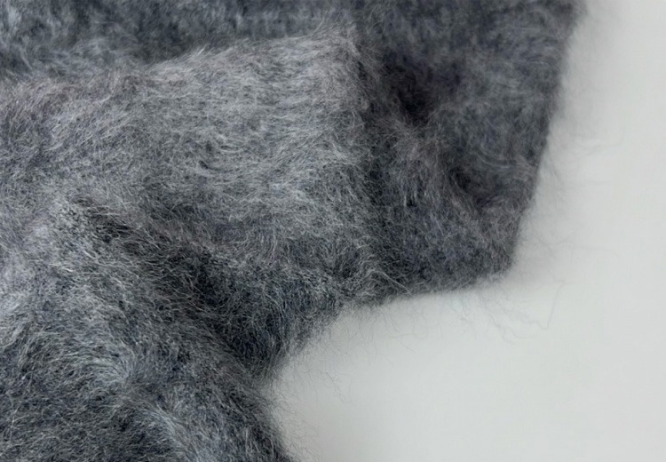 纯羊绒拉毛纱线