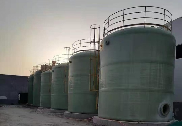 玻璃钢立式储罐