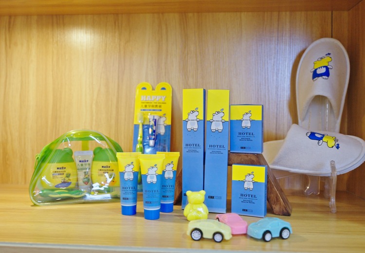 萌趣卡通亲子酒店洗漱套装