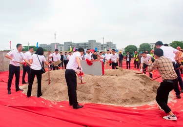 德蒙压缩机投资1.05亿新建项目今日奠基！
