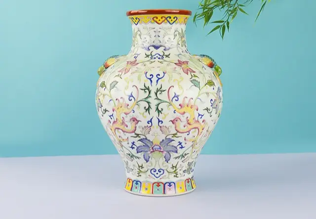 御窑风华·清乾隆款粉彩瓷尊