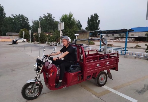 摩托车模拟考试设备