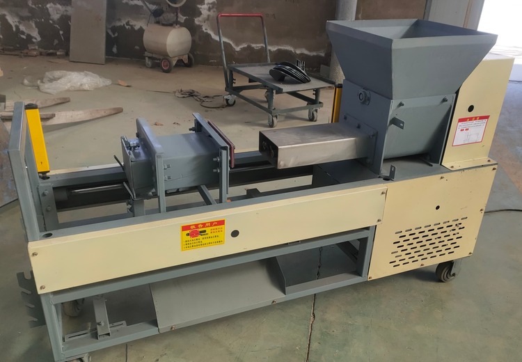 Square packaging bag machine