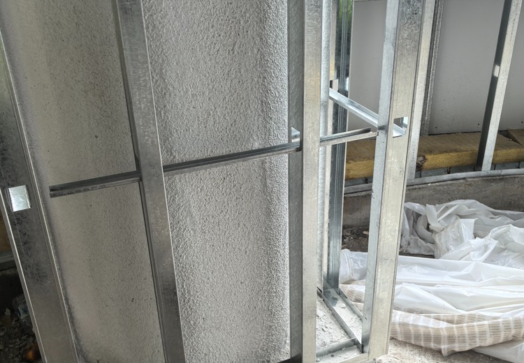 钢梁钢柱包封施工