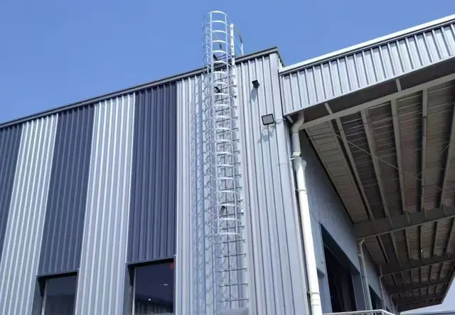钢爬梯