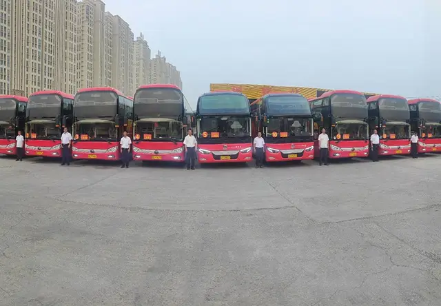 旅游包车