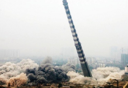 全套爆破资质与安全评估体系护航，定制方案破难地，合规施工同步清渣平整场地