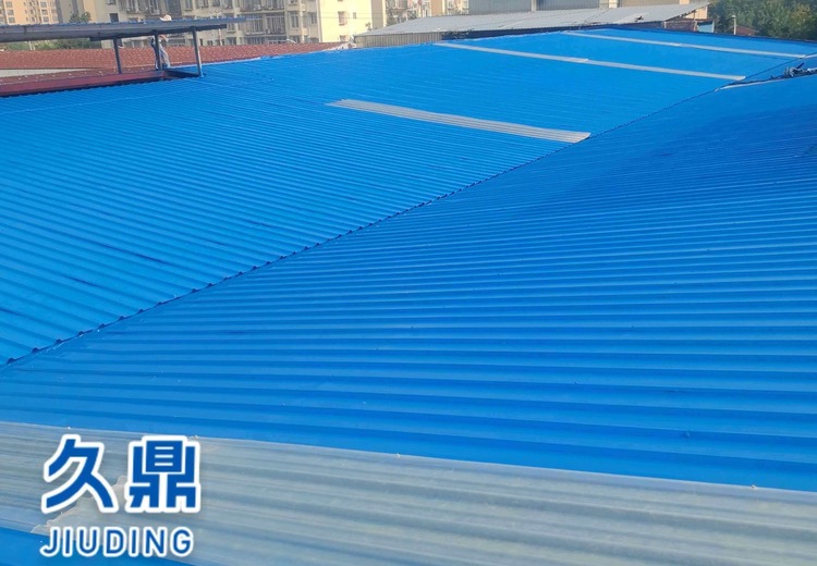 厂房彩钢瓦换瓦产品：拆除更换老旧锈蚀瓦，恢复屋面核心功能，适配多样工业场景