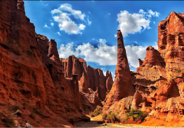 温宿大峡谷・天山秘境