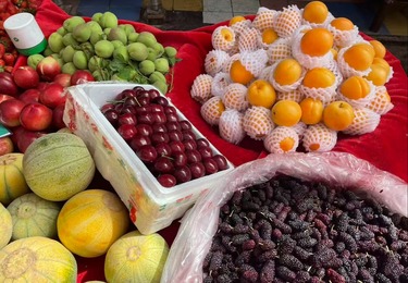 五月赴疆，甜满一整夏｜新疆中旅带你解锁 2026 春日水果 &ldquo;甜蜜图鉴&rdquo;