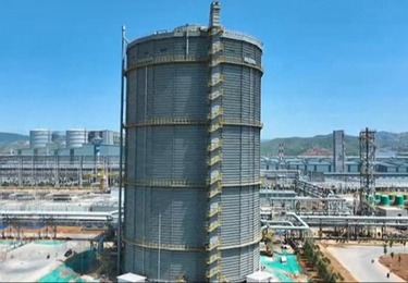 河北某世界知名钢铁集团焦炉煤气柜地基稳固和抬升纠倾工程