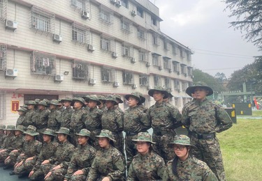 17岁厌学弃学少年，从迷茫颓废到明确人生方向
